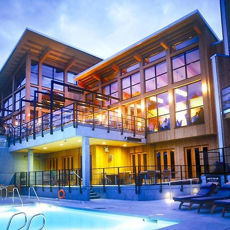 Brentwood Bay Resort & Spa Экстерьер фото