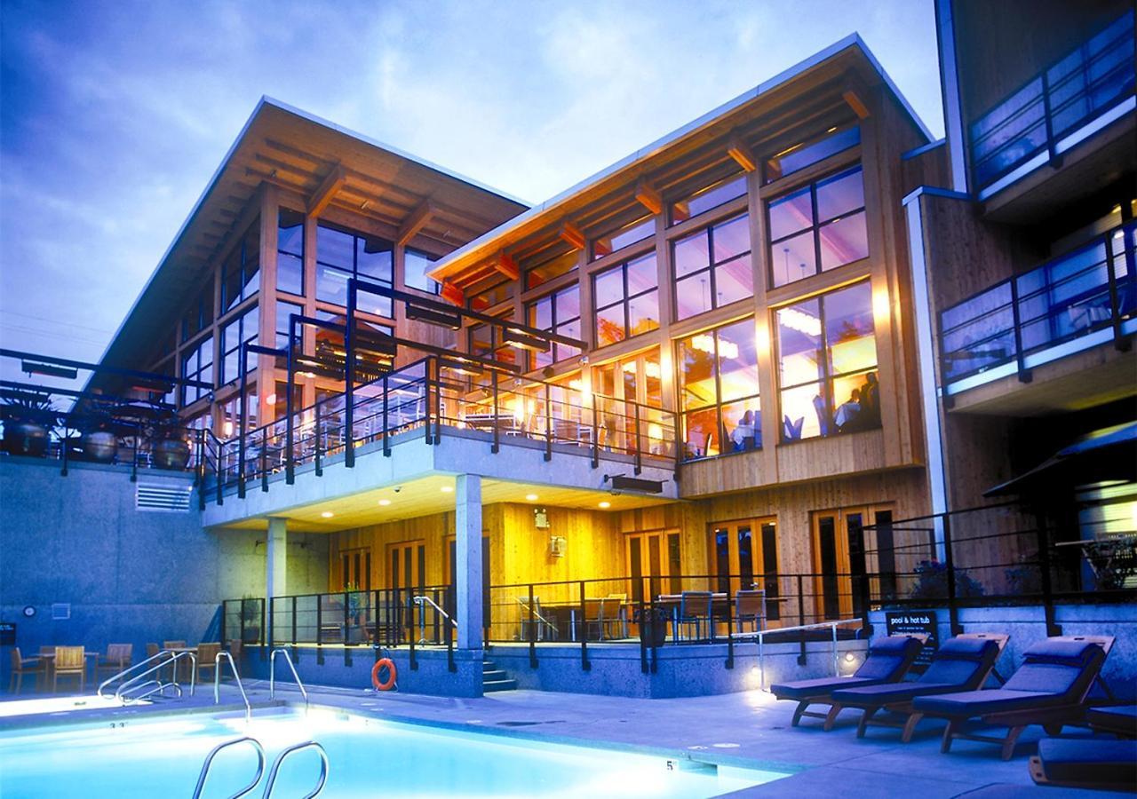 Brentwood Bay Resort & Spa Экстерьер фото
