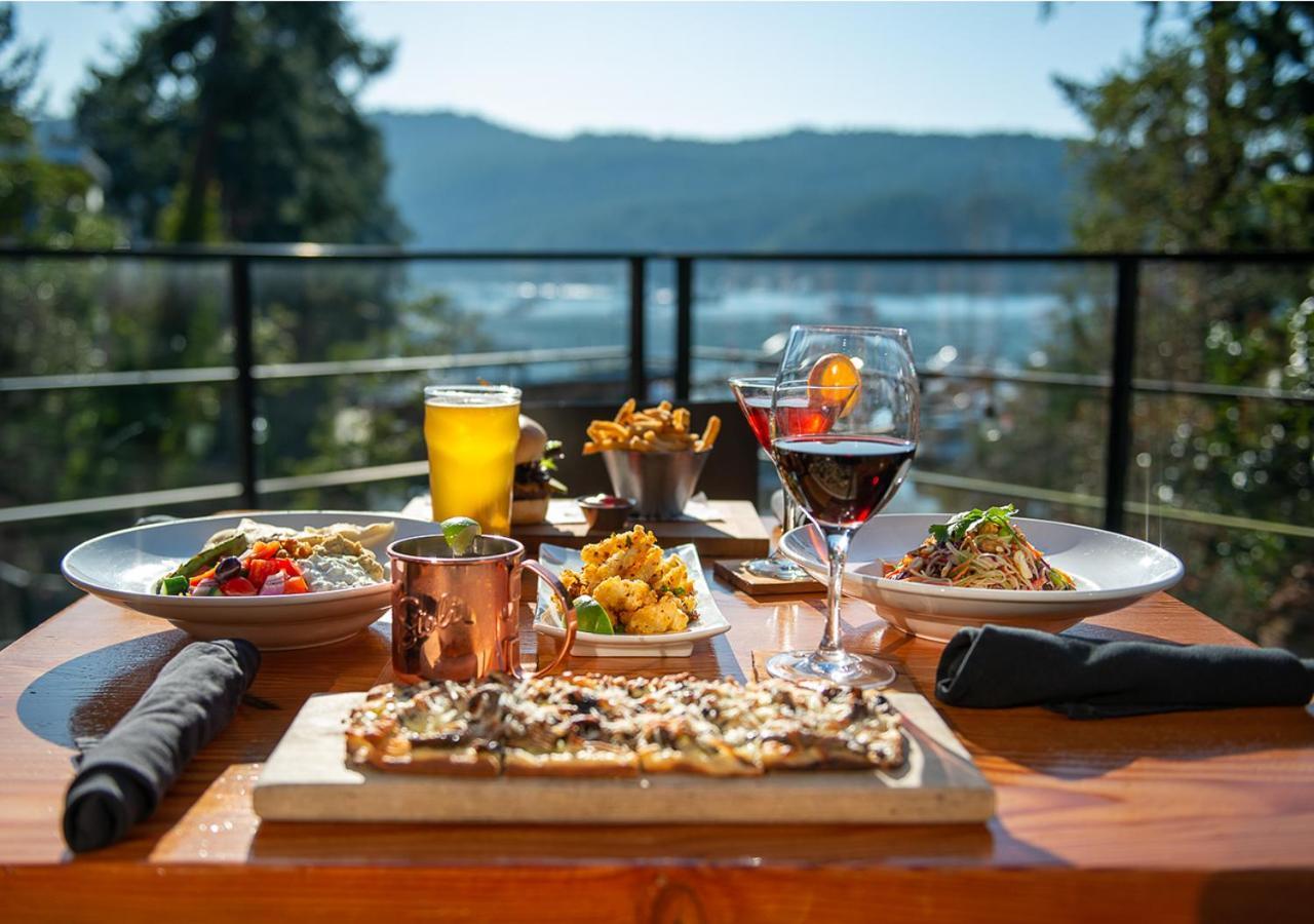 Brentwood Bay Resort & Spa Экстерьер фото