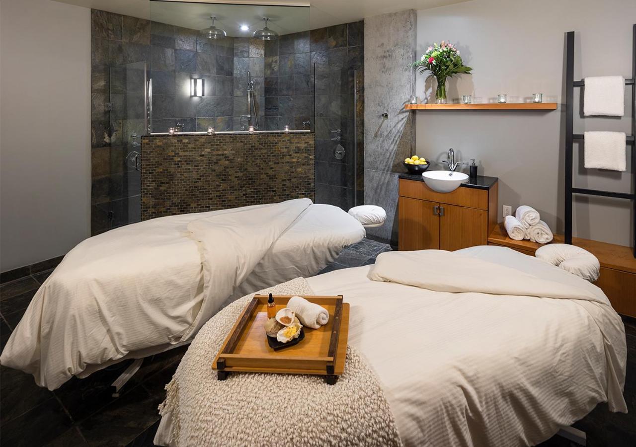 Brentwood Bay Resort & Spa Экстерьер фото