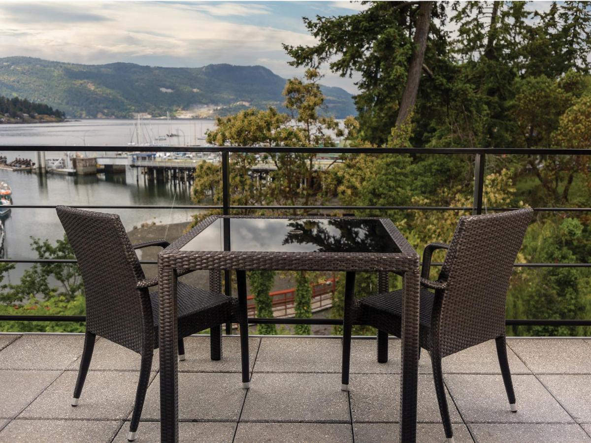 Brentwood Bay Resort & Spa Экстерьер фото