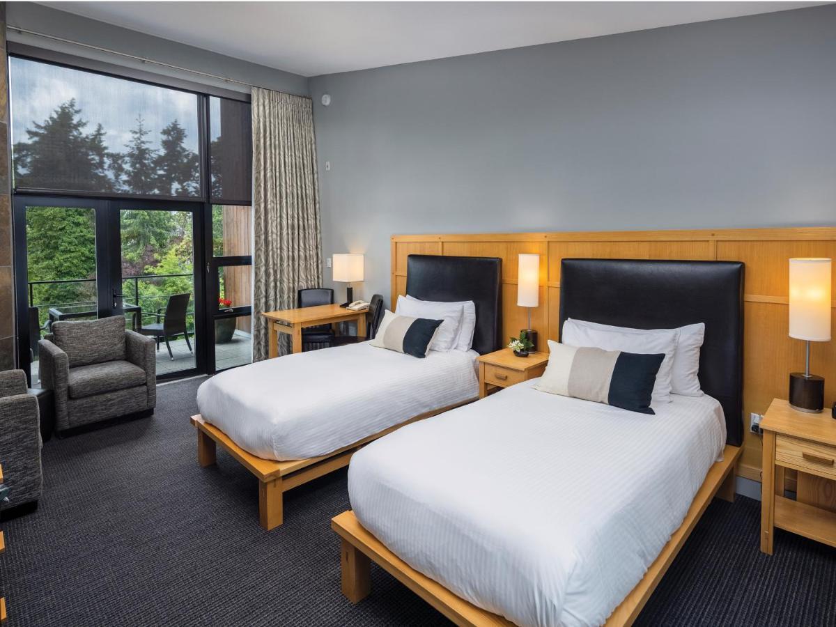 Brentwood Bay Resort & Spa Экстерьер фото