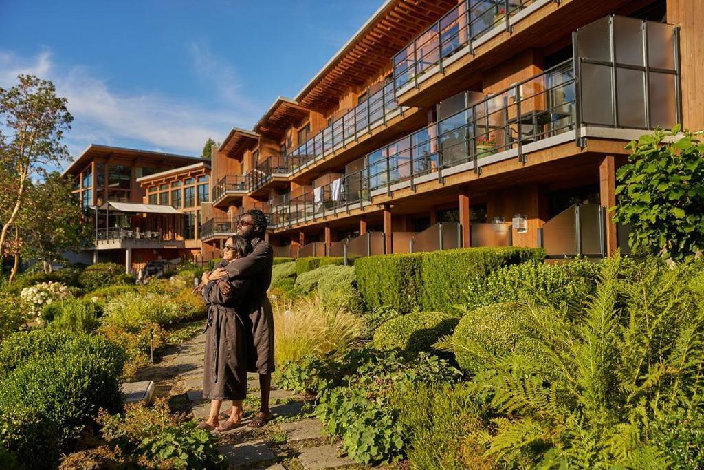 Brentwood Bay Resort & Spa Экстерьер фото